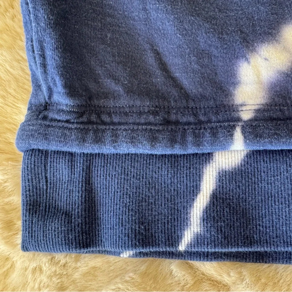Athleta Sundown navy/white Tie-dye Sweatshirt size medium - Picture 7 of 11